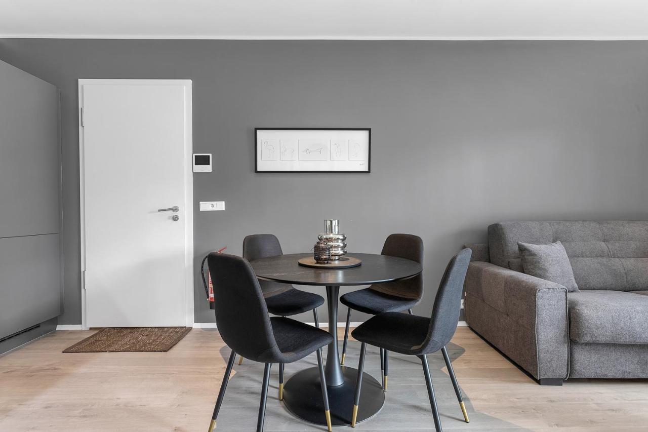 Stylish 1-bedroom Apartment *